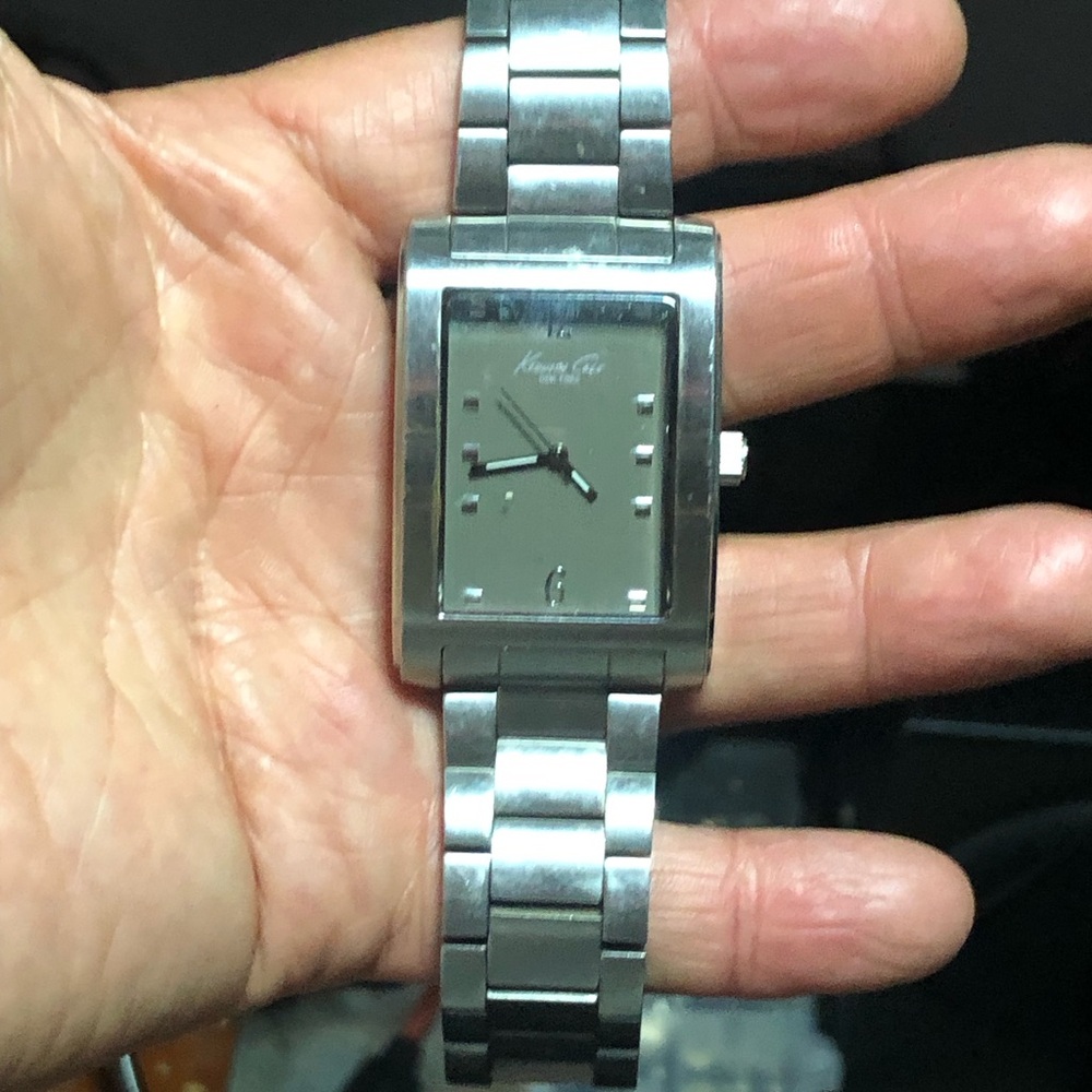 Sleek Silver Rectangular Dress Watch - image 4
